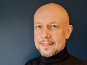 Adrian von Omicron Plus